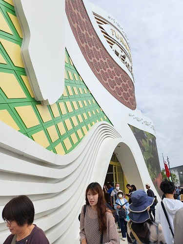 20251010_110135.jpg (72864 バイト)